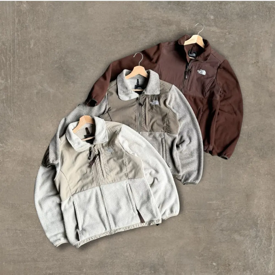 3x THE NORTH FACE MIX BOX Resell Europe